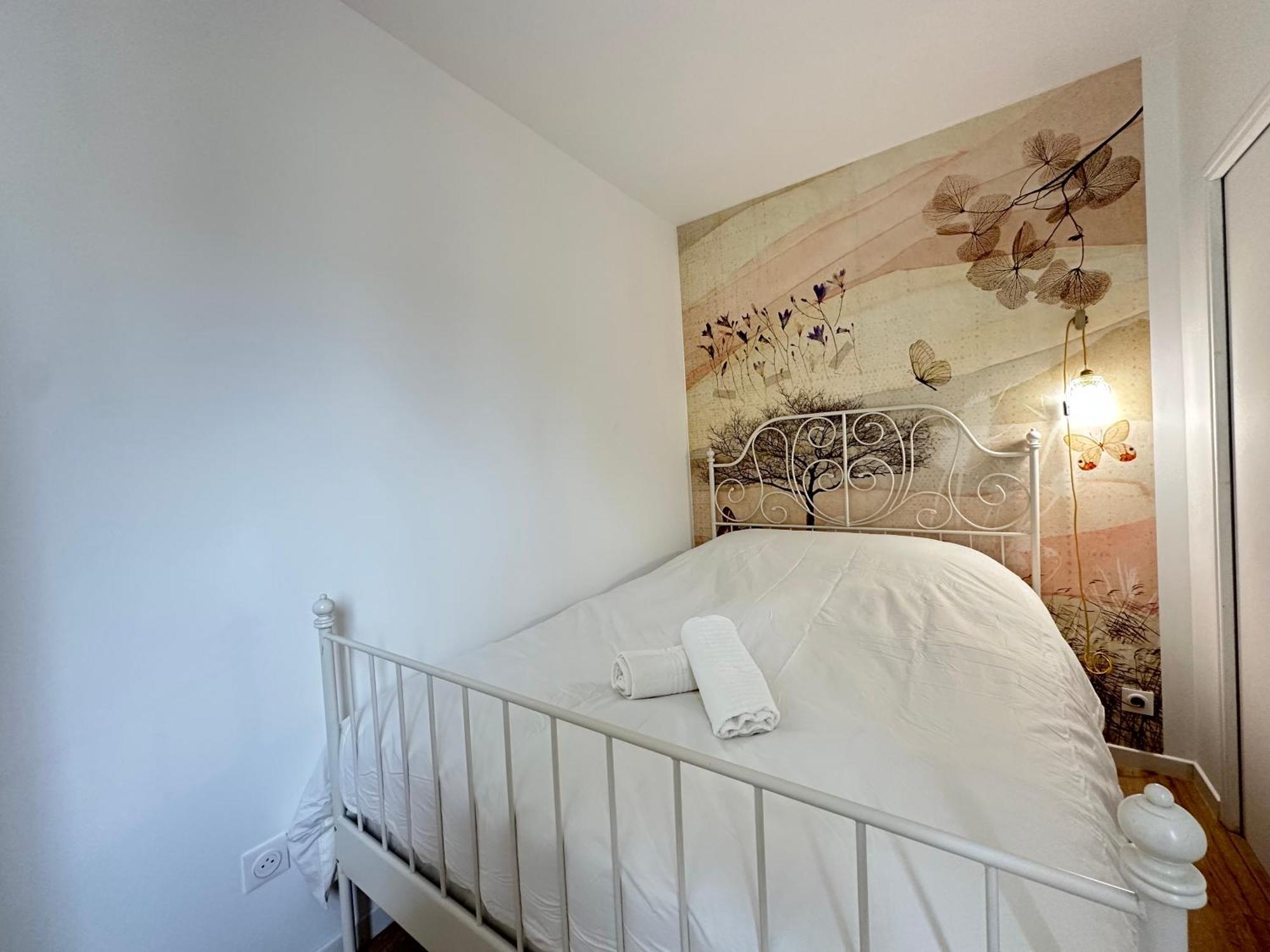Calvi - Paisible Et Chaleureux Appartement *