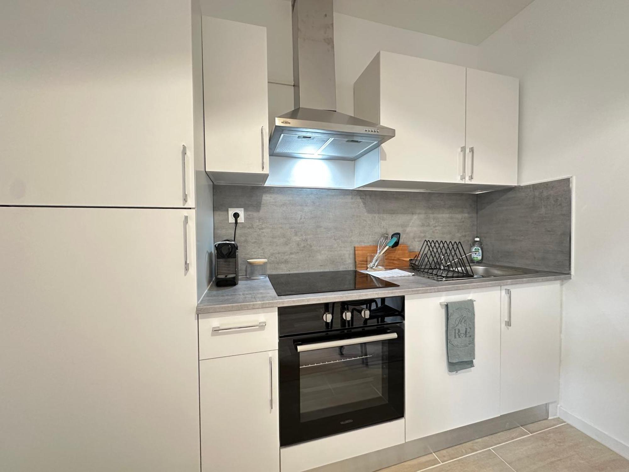 Calvi - Paisible Et Chaleureux Appartement Reims